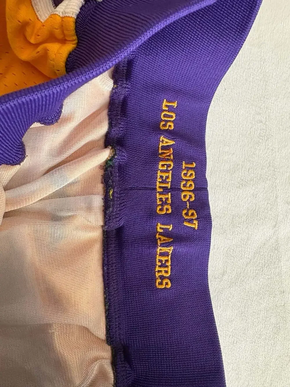 Just Don Los Angeles Lakers 1996-97 NBA Basketball Shorts READ